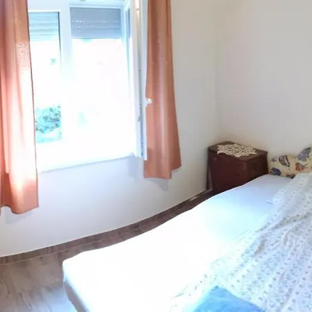 Babarczi Ueduelohaz * Kiskunmajsa