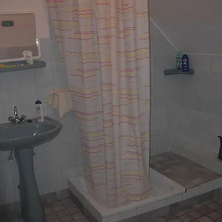Babarczi Ueduelohaz Apartment *